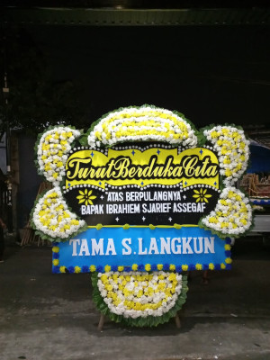 Papan Bunga Duka di Cireundeu